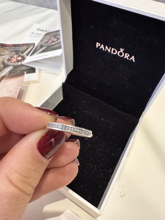 Каблучка Pandora оригінал 17,5розмір