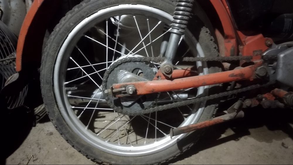 Продам поршневу.на карпати