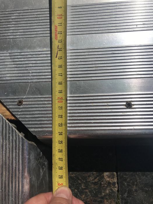 Алюминевая полка