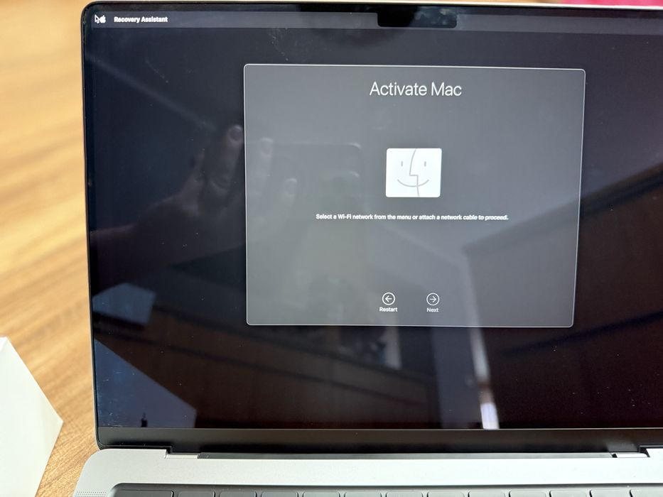 Laptop apple MacBook Pro A2442