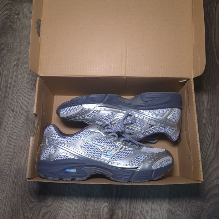 Кросівки Mizuno MXR ромір 41