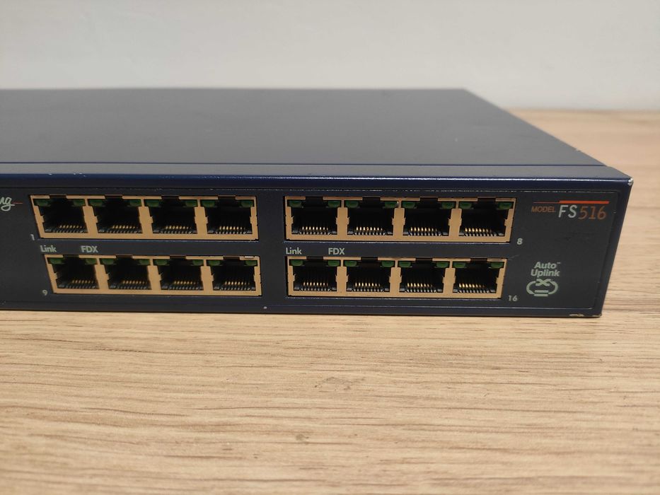 Switch Netgear FS516