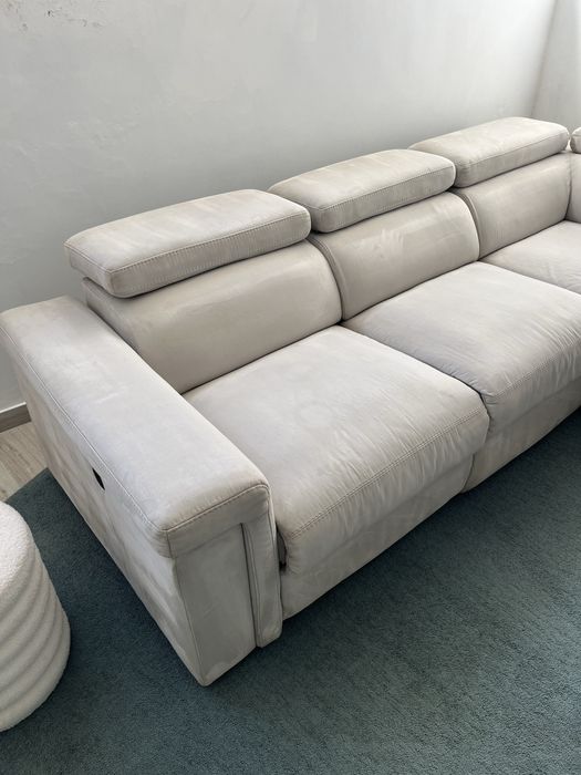 Sofa com chaise/canto