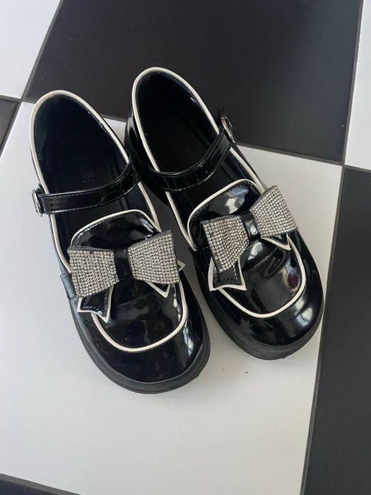 Взуття шкільне дитяче