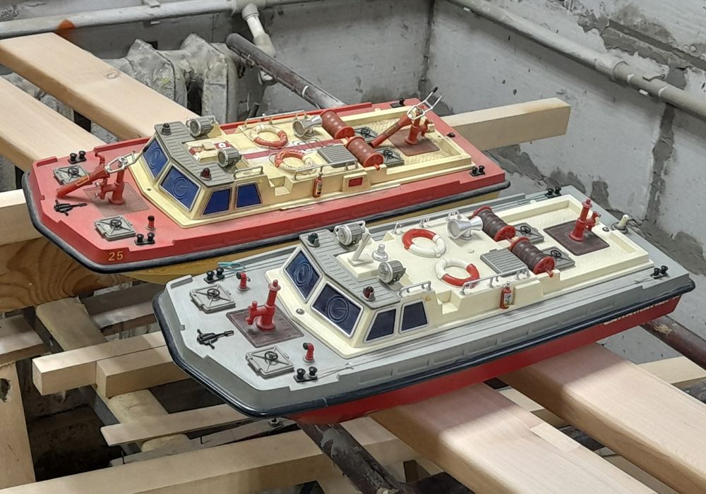 "Фенікс" пожежний катер