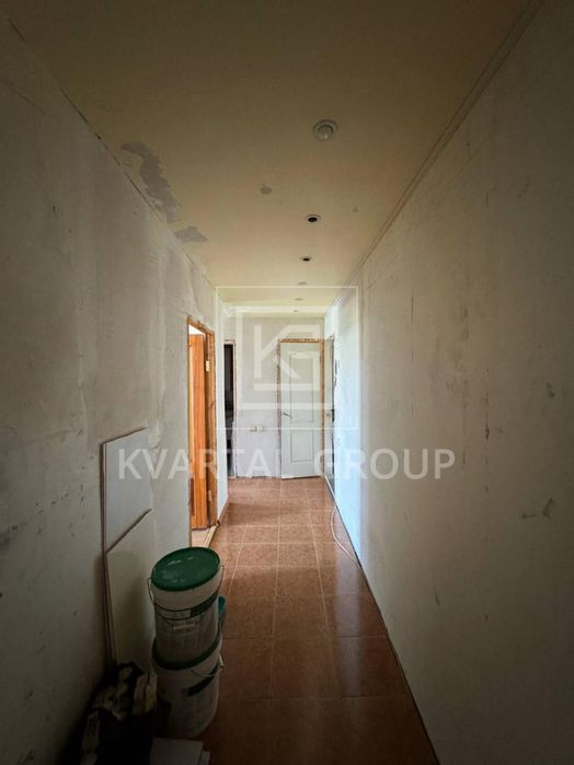 Квартира 3к, 67 м², Булаховського, мінімальне оформлення