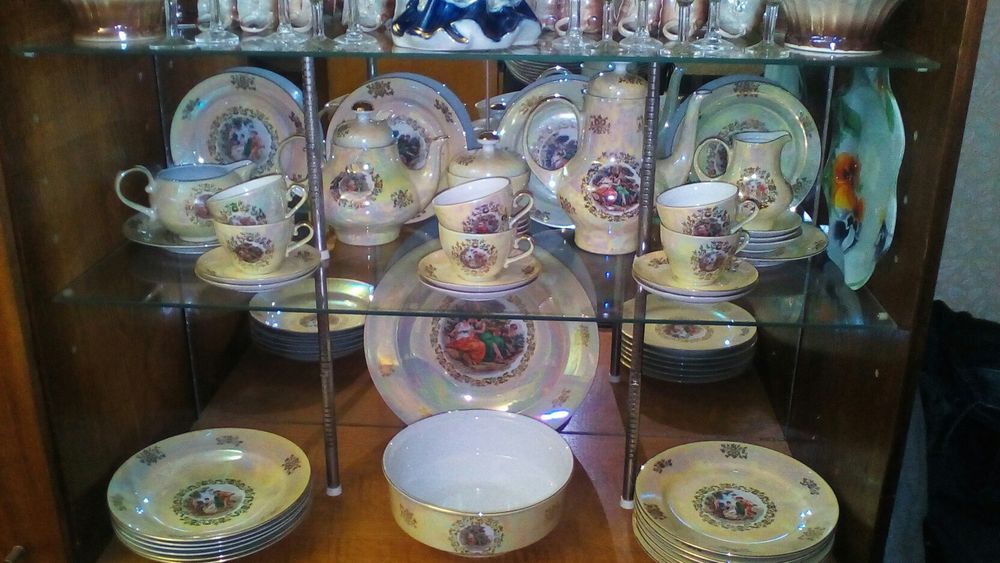 Продам новый сервиз Мадонна ГДР.