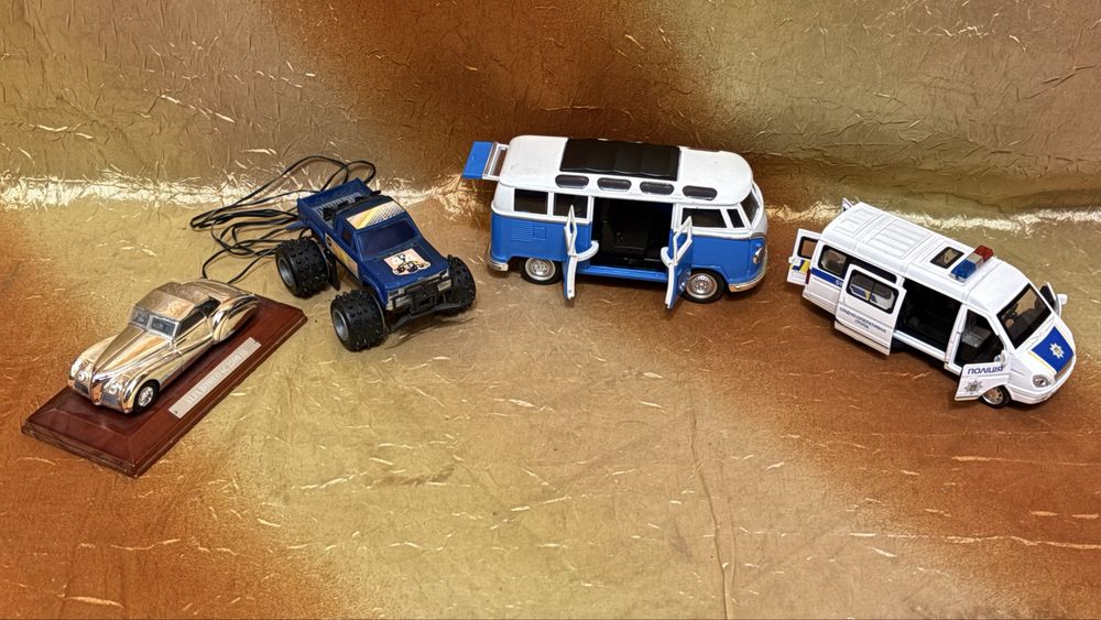 Дитячі машинки*модельки*в хорошому стані*Hot-wheels,KinsMart,Welly,