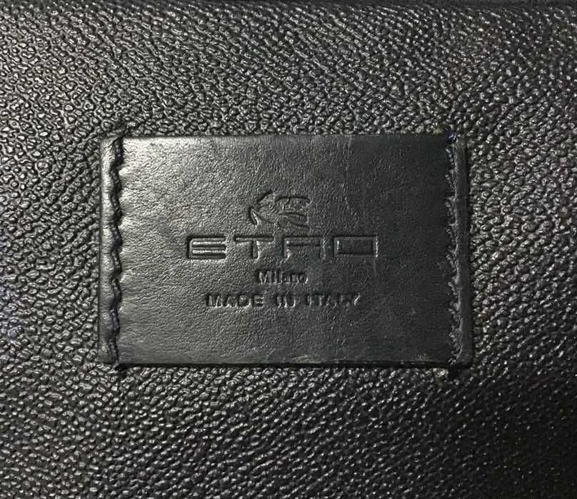 Pochete marca ETRO