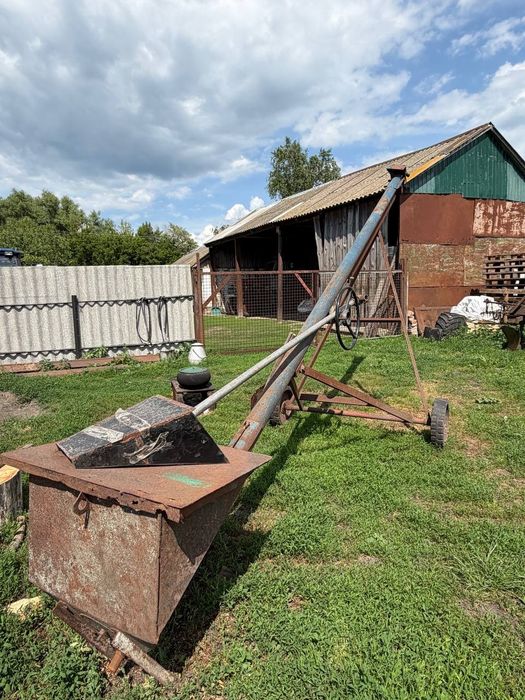 Продам Шнековий навантажувач