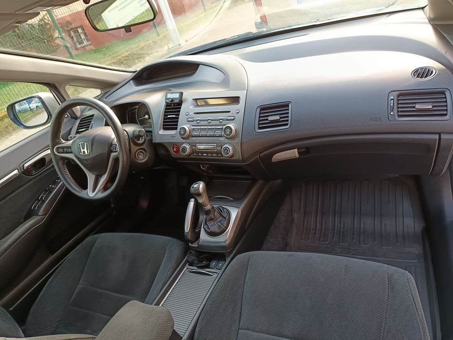 Honda Civic VIII sedan 1.8 2009r.