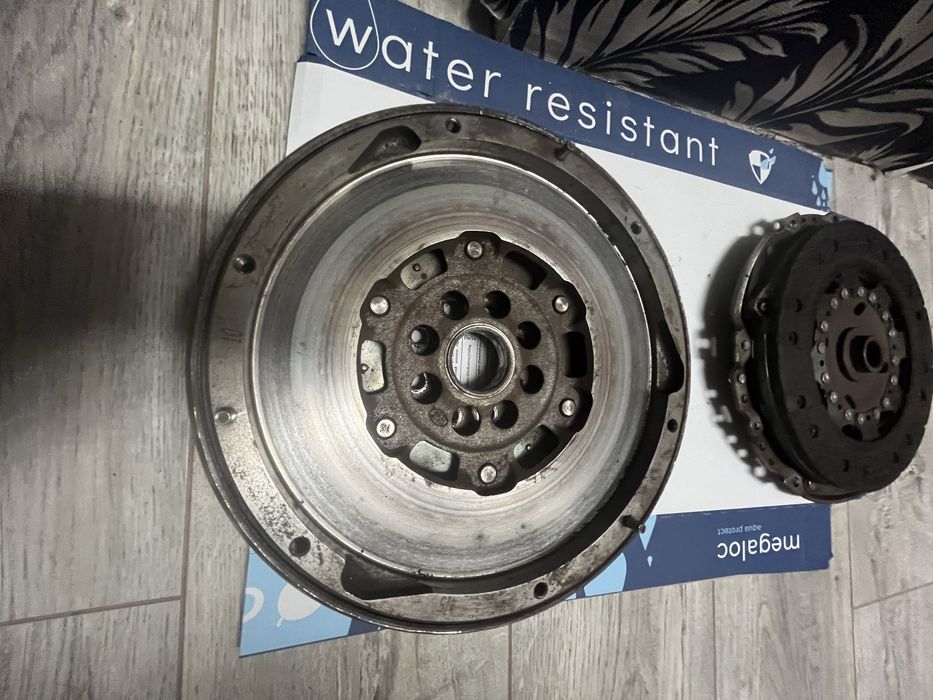 Комплект зчеплення Peugeot 2.0 HDI 600 0136 00 Luk