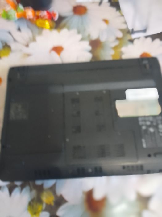 Ноутбук aser aspire 1410.Пам'ять 2 ГБ.Hdd 166.Діагональ 11,6.