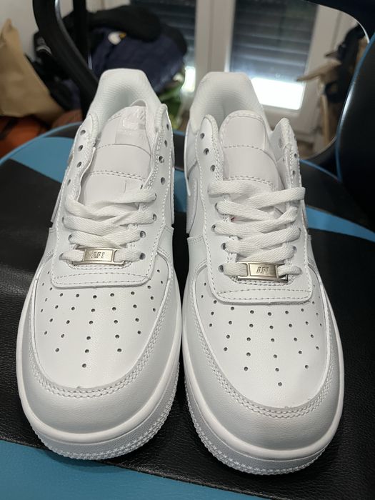 AF1 novos sem caixa