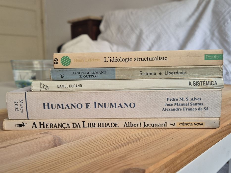 Filosofia Contemporânea: Sistema e Liberdade