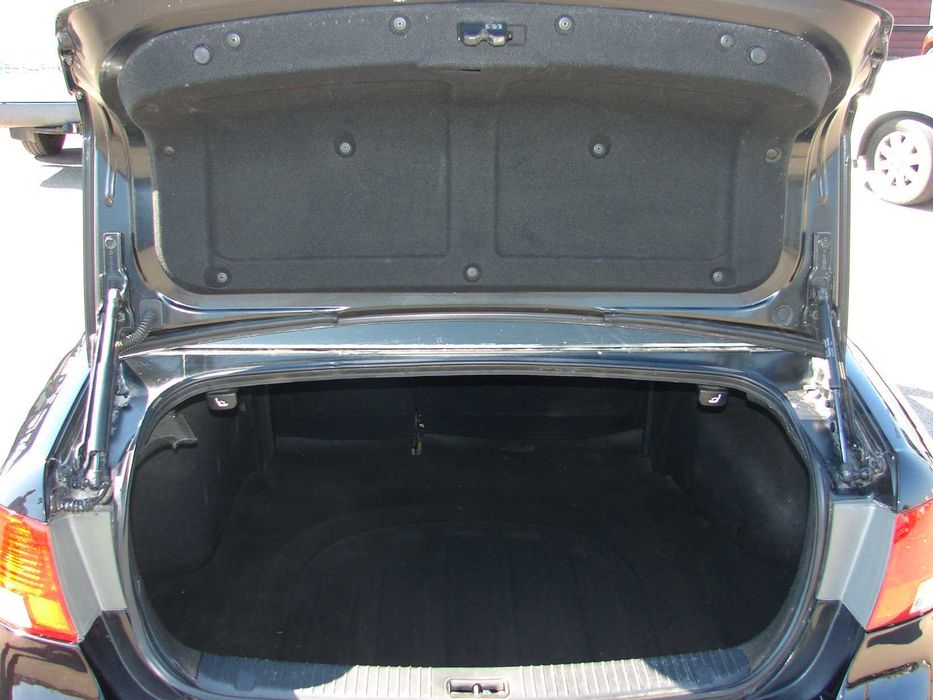 KIA Magentis 2.0 АВТОМАТ 2008 год (на коже)