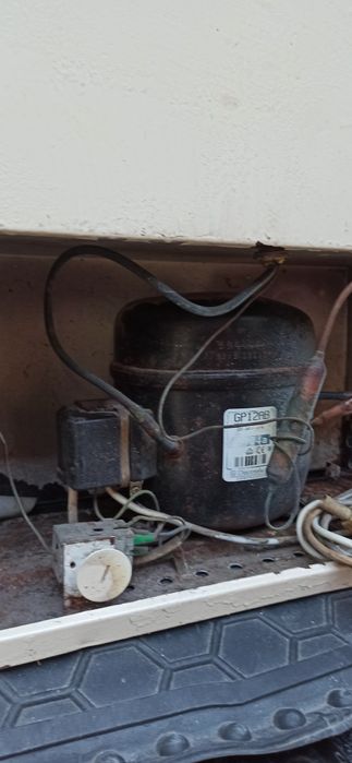 Продам компресор на морозильний ларь, камеру