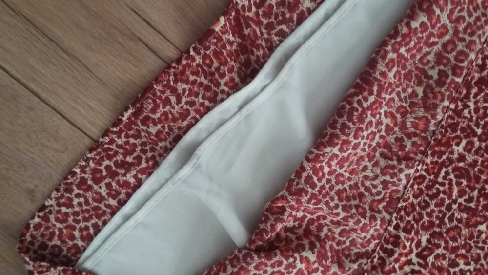 H&M, sukienka w panterkę, rozm. 42