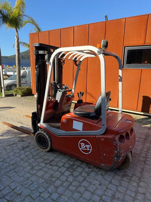 Empilhador eletrico BT 1.6T