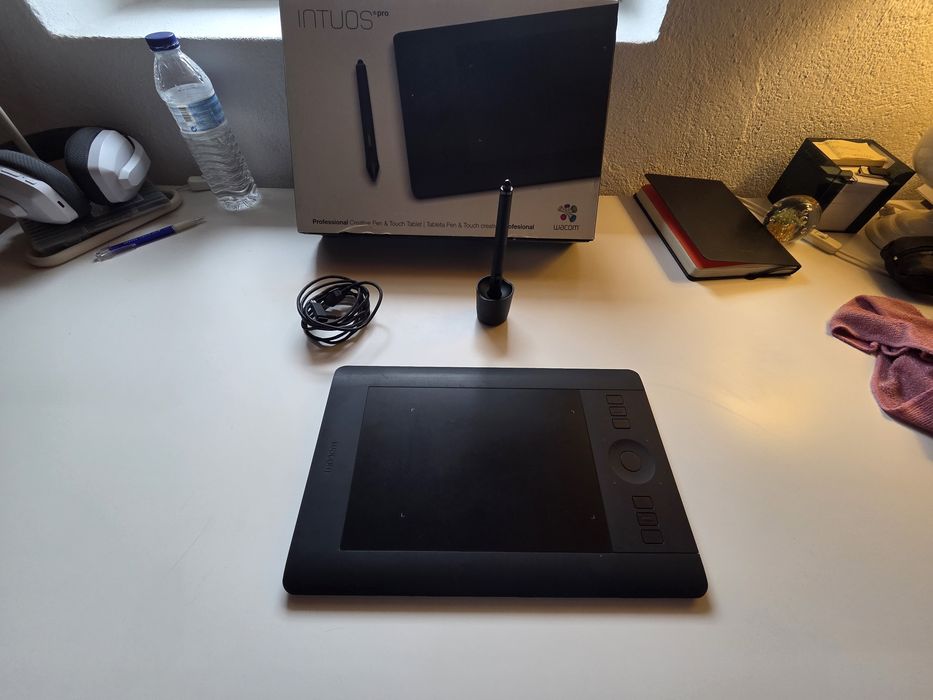 Mesa gráfica wacum Intuos pro S
