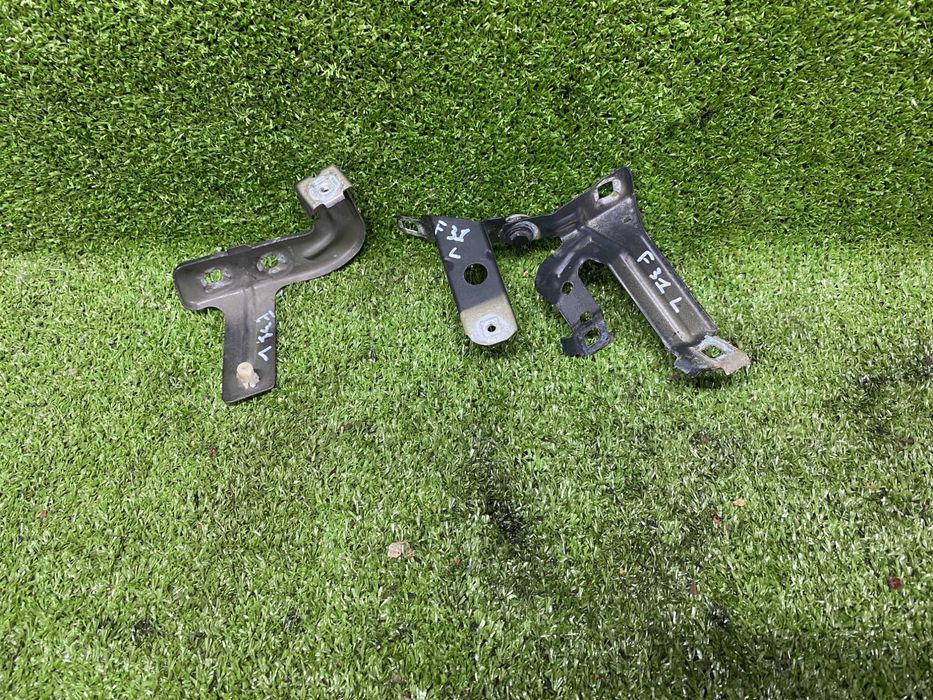 Кронштейни кріплення крил bmw f30 f31 направляюча кронштейн Розборка