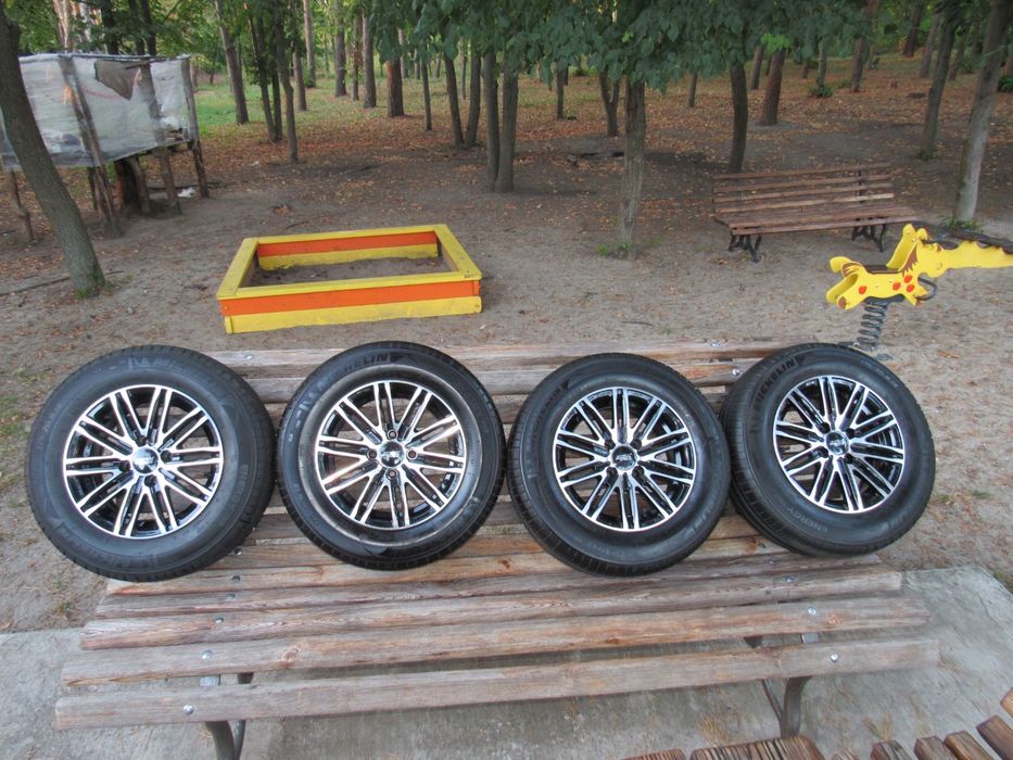 Дискі с шінами 175/70/13