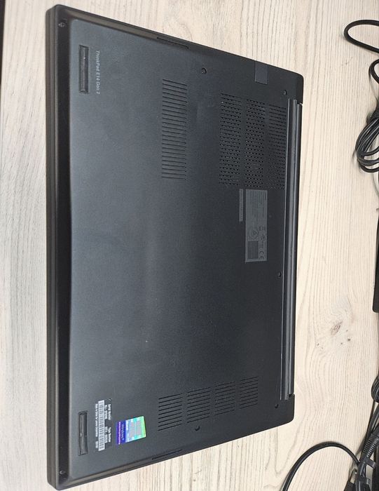 Ноутбук Lenovo ThinkPad E14 gen 2 процесор  i7-1165G7 графіка Iris Xe 96Eu