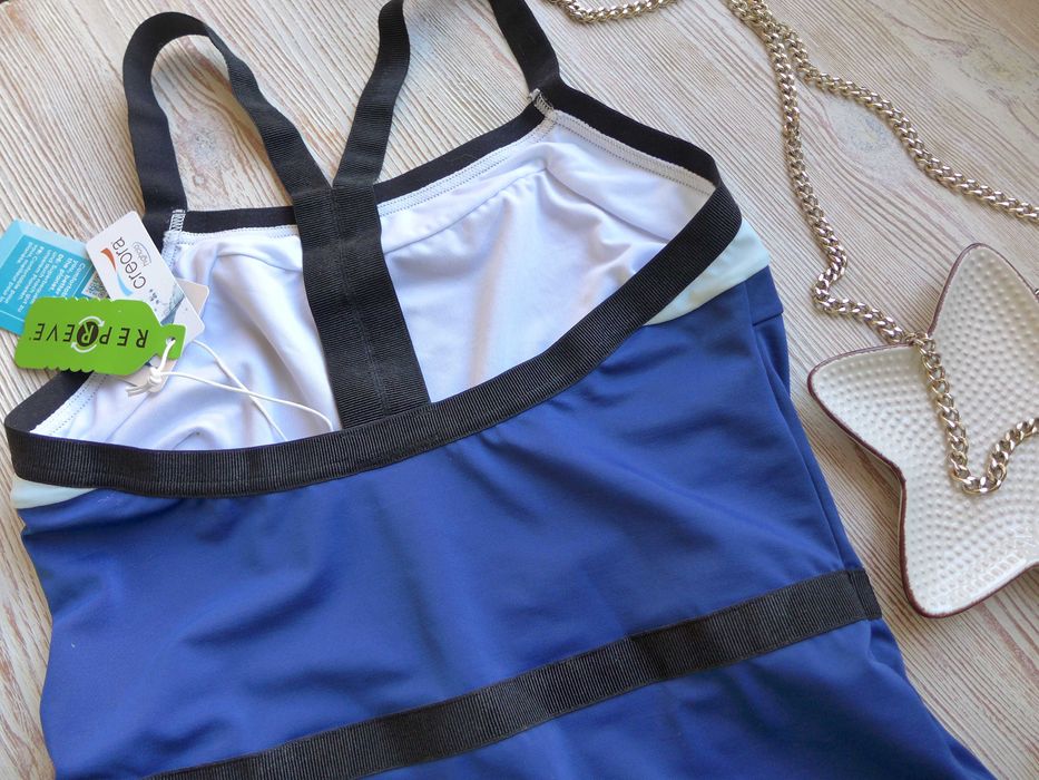 SLOGGI / TRIUMPH wygodny kostium basenowy kąpielowy pływacki 36 S M 38