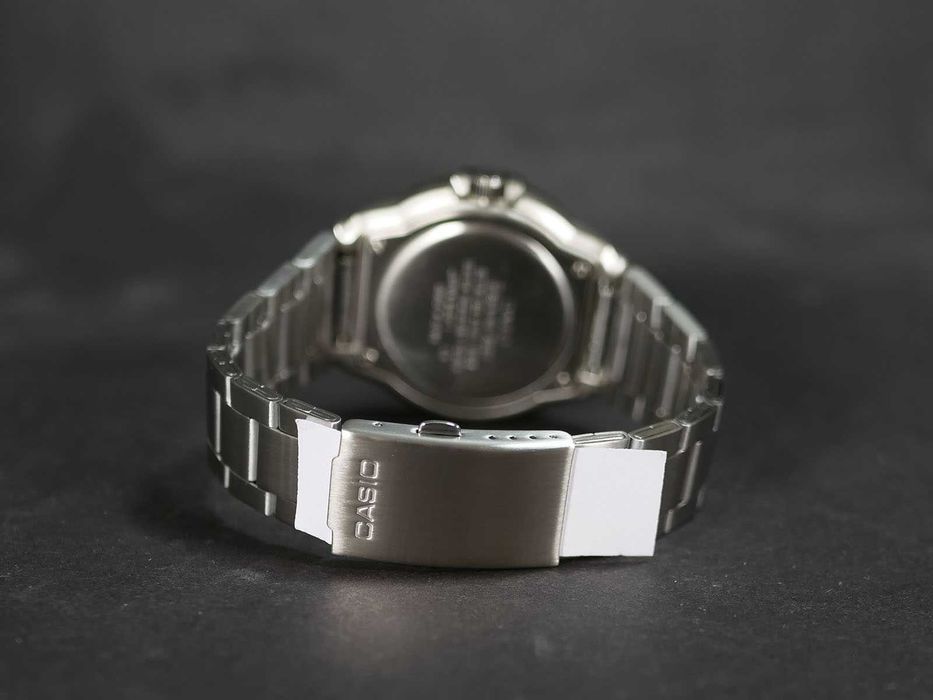 Casio MRW-200HD-1BV Ø44мм. Новий. З коробкою.