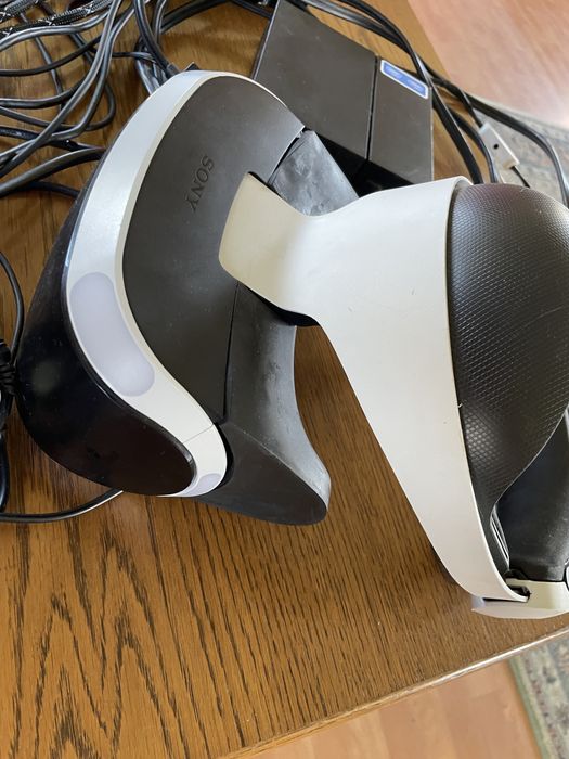 Konsola PS4 1TB i PS VR