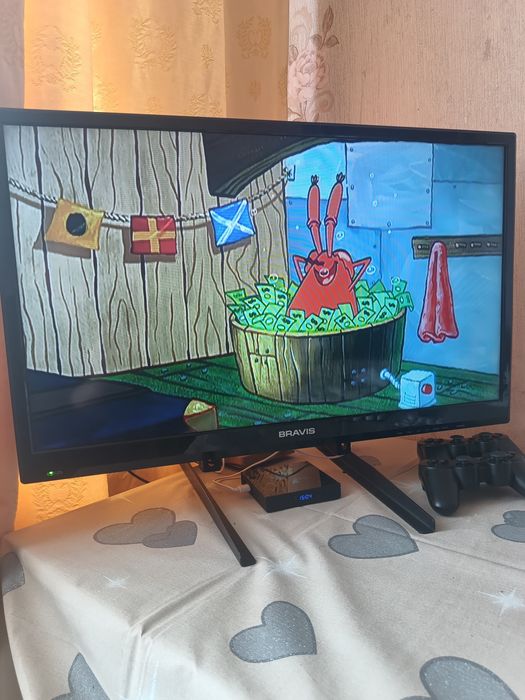 Телевізор BRAVIS 24 дюйми