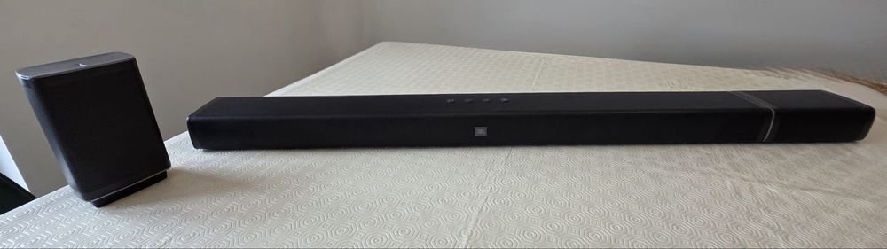 Soundbar JBL 5.1 510W - 4K Ultra HD com Surround sem Fios