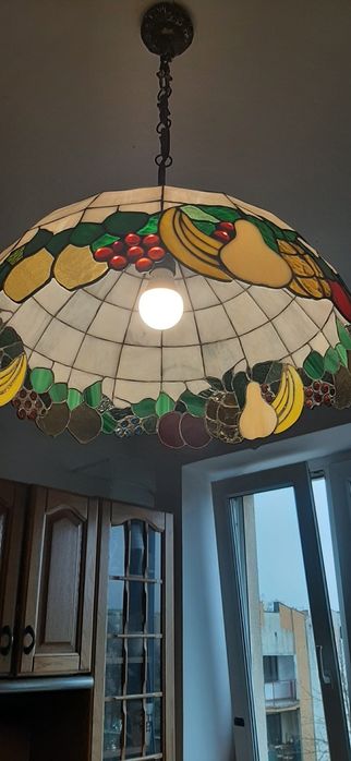 Żyrandol witrażowy