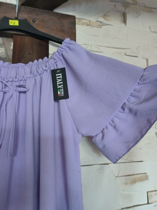 Piękna nowa hiszpanka w kolorze liliowym