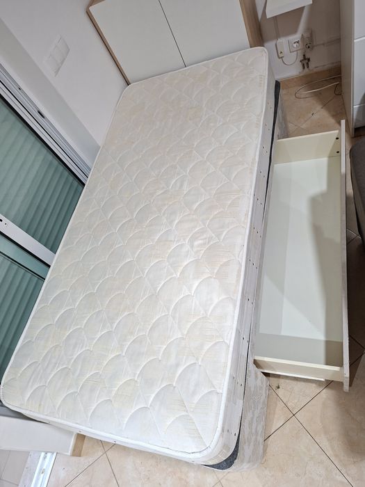 Cama sommier e colchão solteiro 2.00x100, impecável