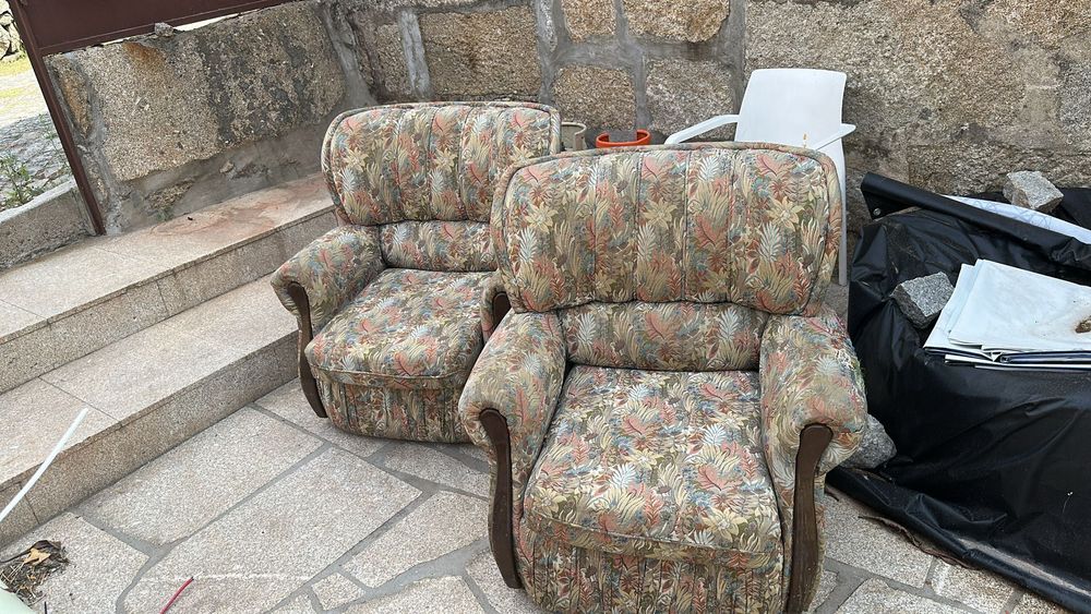 Trio de sofás para sala