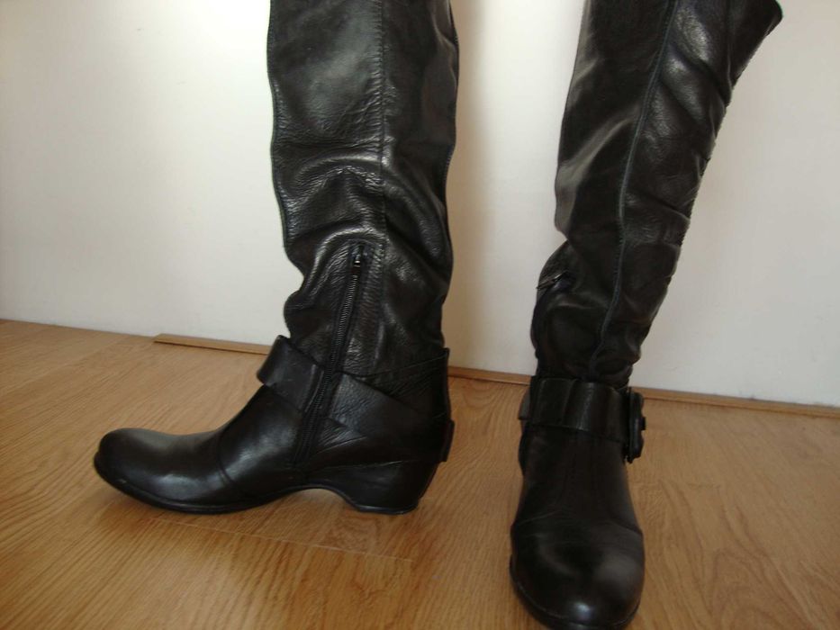 bata kozaki czarne 39