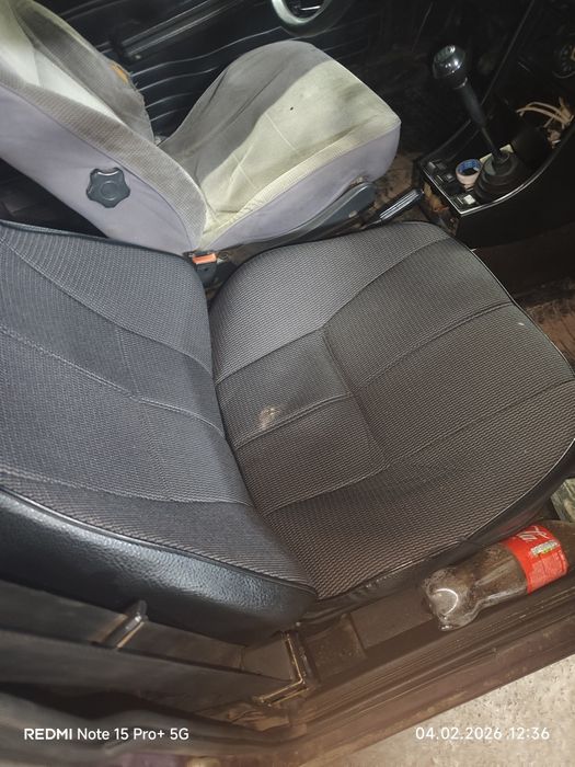 Сидіння переднє праве ваз 2107 пассажирське  оригінал