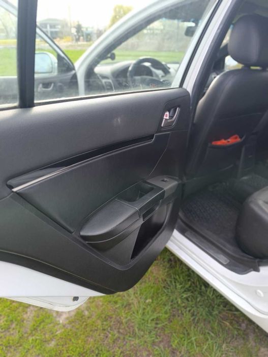 Продам Geely Emgrand EC7-RV