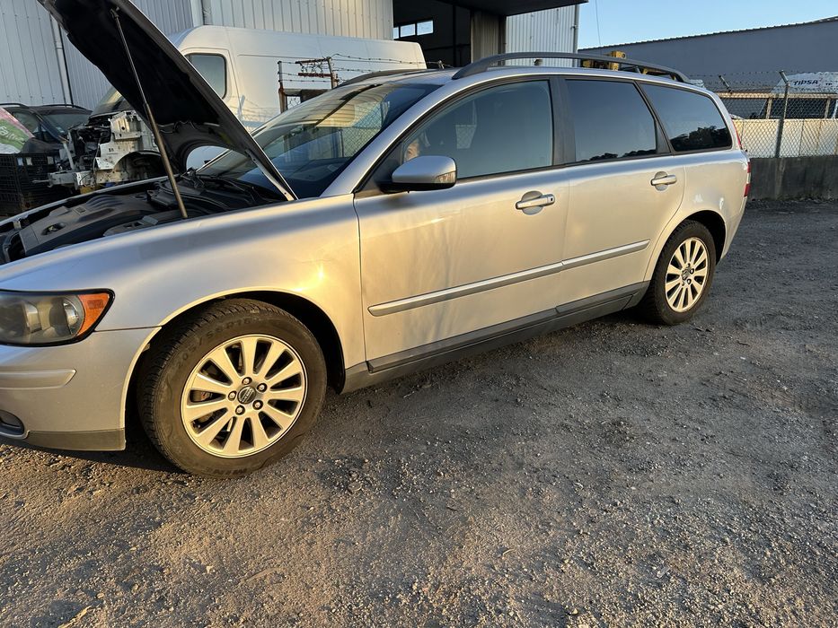 Para pecas volvo v50 2.0 136 cv