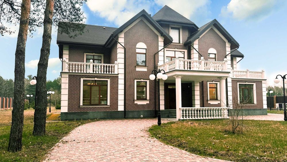 Лебедівка. Будинок в КМ «Dream Village» на ділянці 0,72 га з виходом на Дніпровський канал