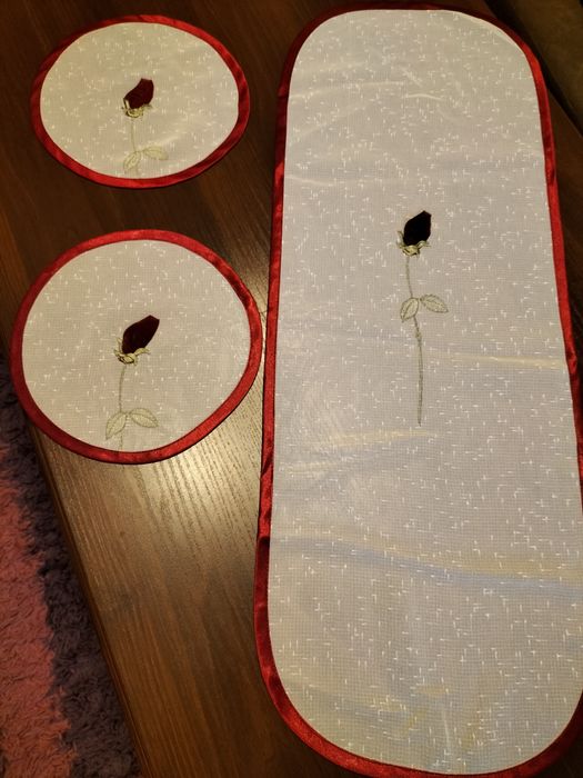 Serwetki na stół zestaw