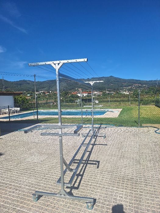 Estendais com rodas e dobráveis