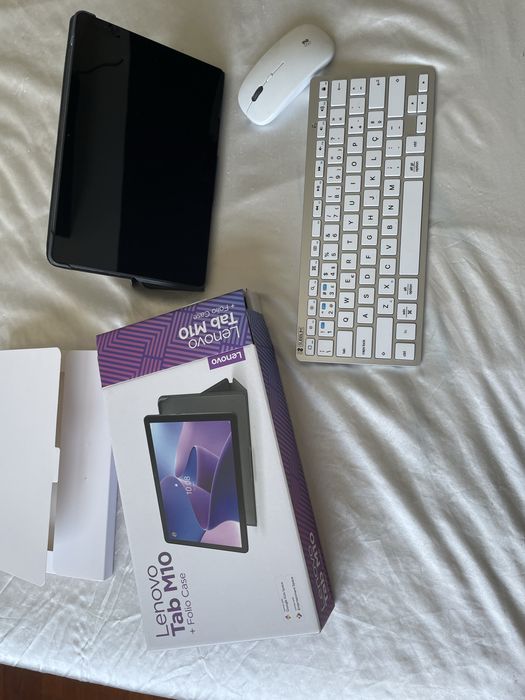 Tablet M10 Lenovo + Case