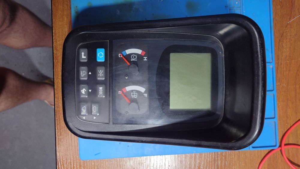 Панель приборов управления для экскаватора . YN59S00021F3