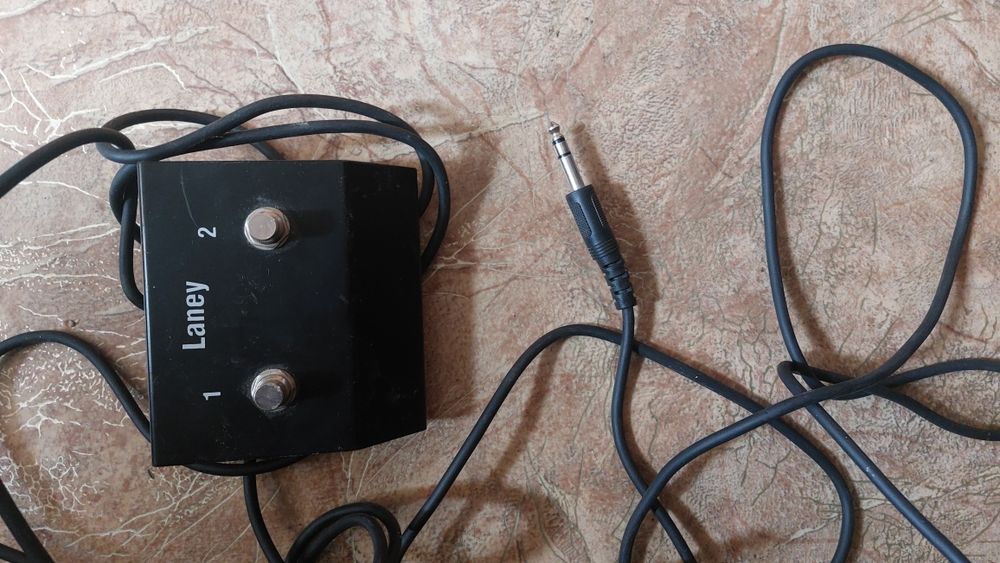 Фут свичь для комбика laney