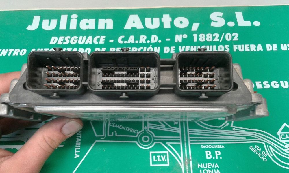 CENTRALINA MOTOR UCE PEUGEOT 307 BREAK 2006 -0281011863