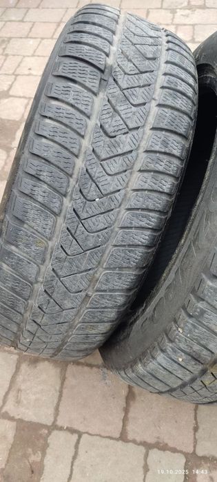 225/55/17 Pirelli Sottozero 3 Зима