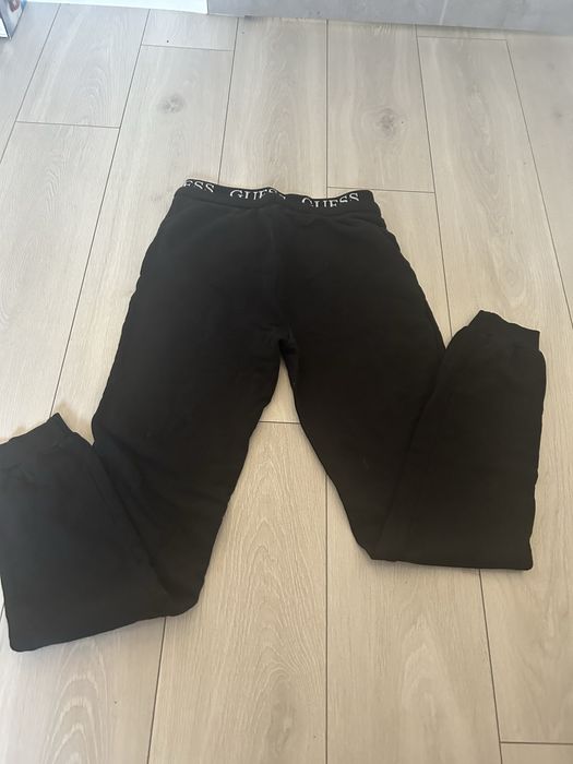 set dresowy guess