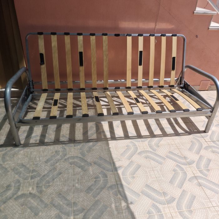 Cama sofá facial de montar sem colchão